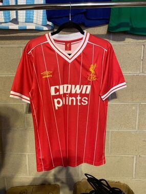 Retro Liverpool 82/85 Jersey